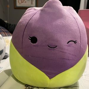 Jackie the Tulip squishmallow!